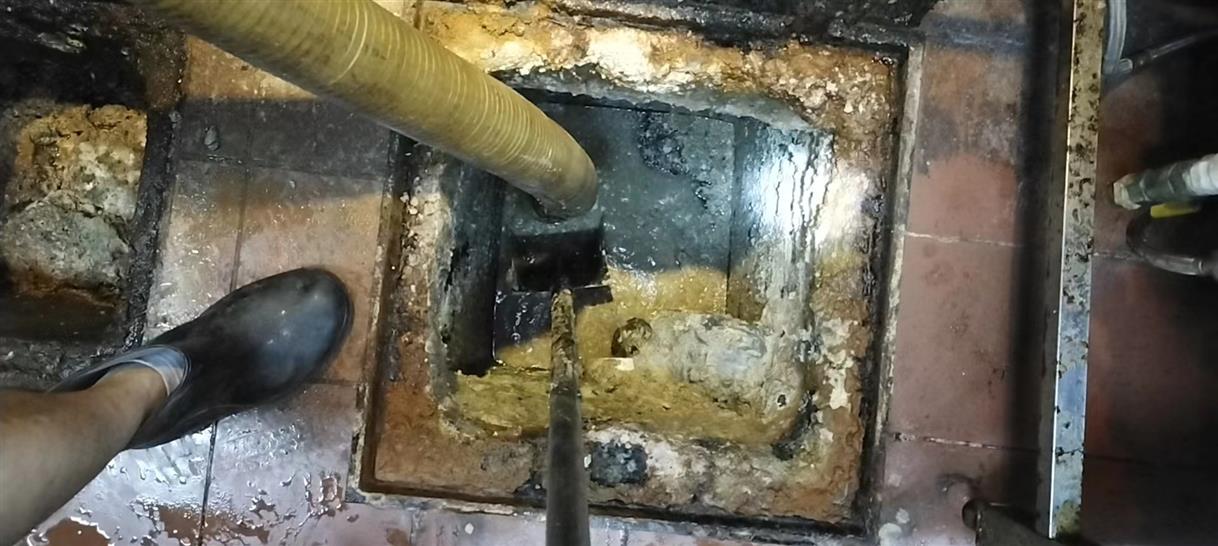 江南污水池清理一般都有毒气，怎么预防中毒呢？